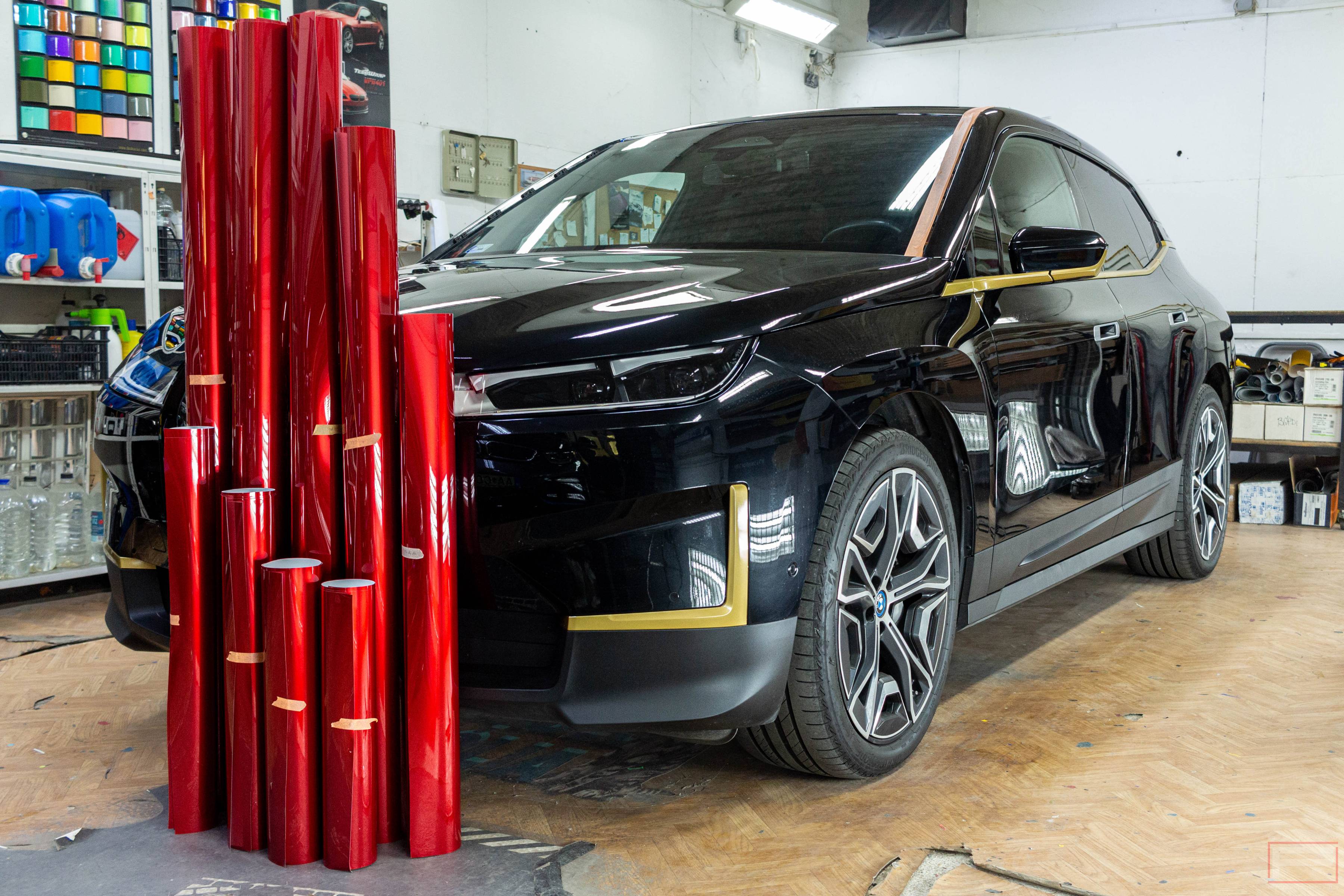 BMW fóliázás felvágott alapanyaga 1. illusztráció